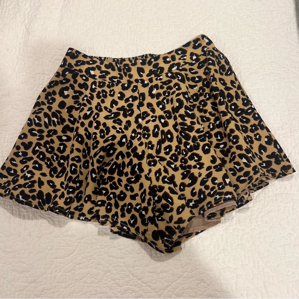 Adrienne Leopard Print Skort - Black and Tan